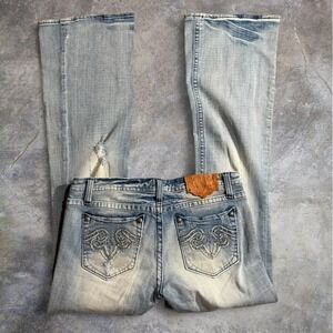 BeRock by Express Light Wash Flare Jeans Women's Size 6 Y2K Distressed Denim